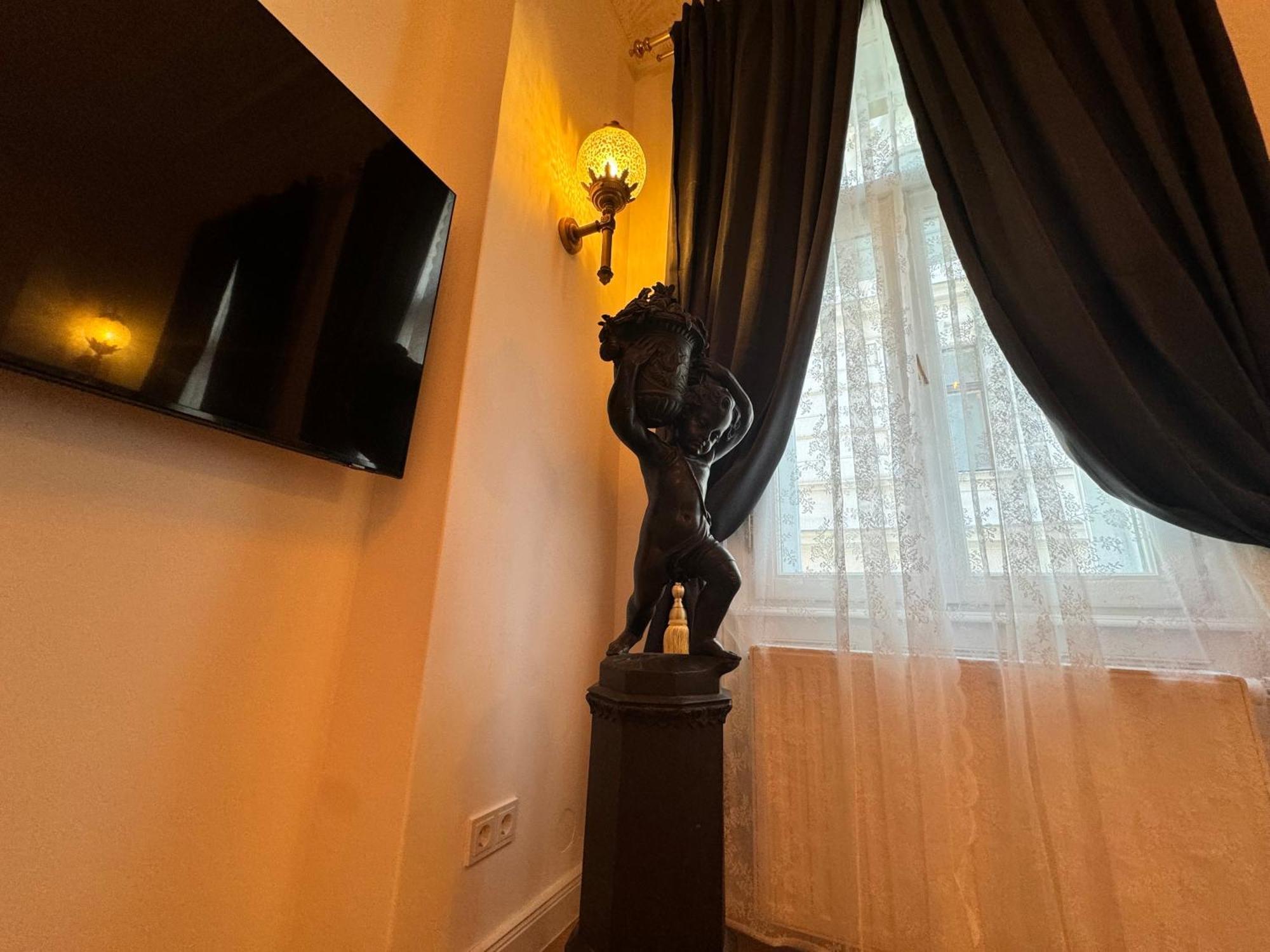 7th Heaven Center Apartment Wien